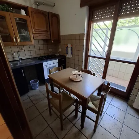 Appartement Ampio Su Due Piani Immerso Nel *