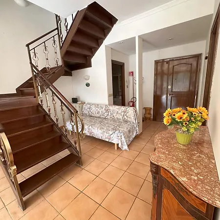 Ampio Su Due Piani Immerso Nel Appartement *