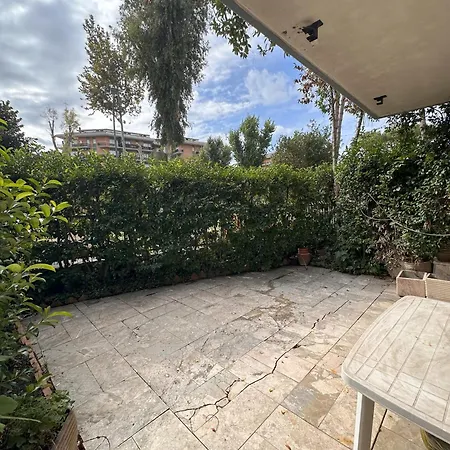 Ampio Su Due Piani Immerso Nel Appartement